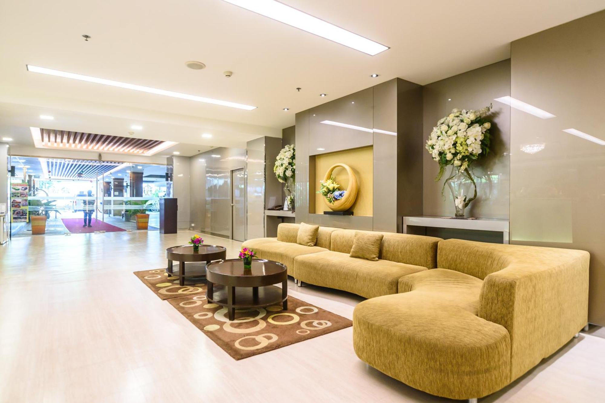 Lohas Residences Sukhumvit 2 Khách sạn Bangkok