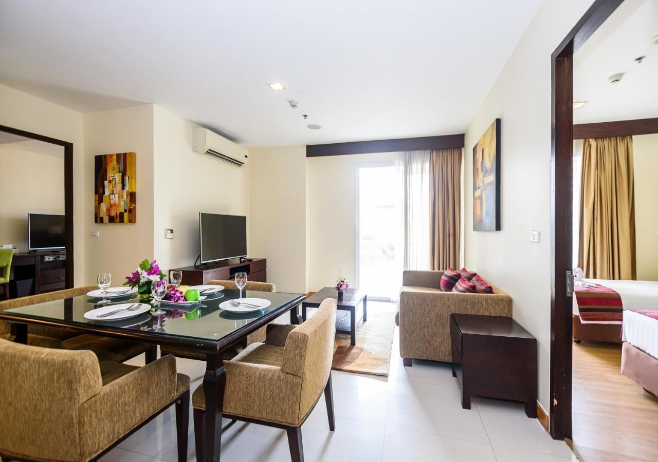 Lohas Residences Sukhumvit 2 Khách sạn 4*